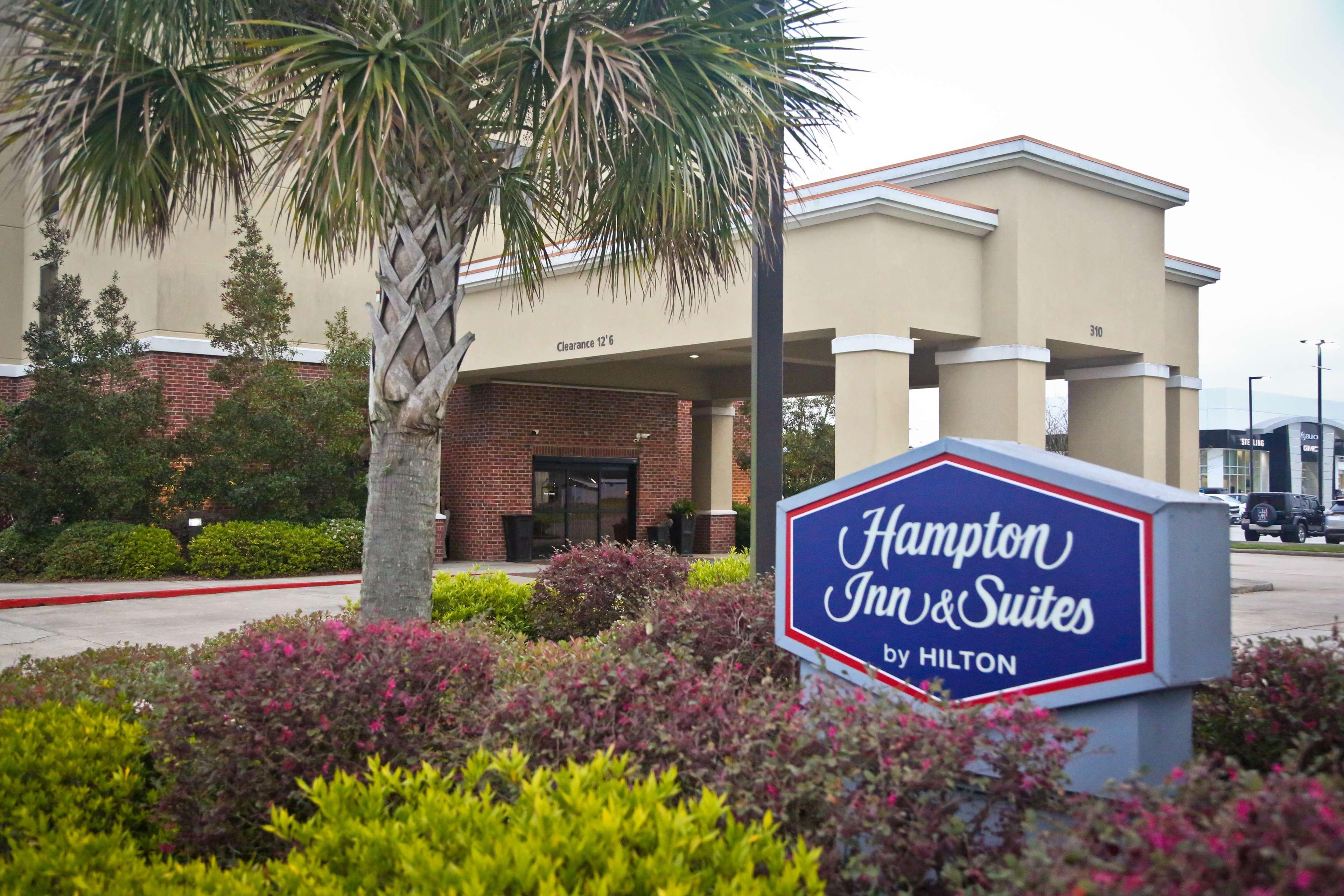 Hampton Inn & Suites Jennings Exterior photo