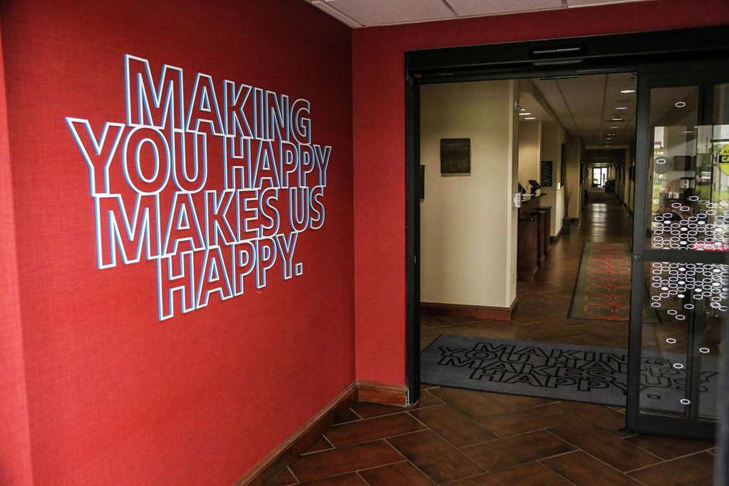 Hampton Inn & Suites Jennings Interior photo